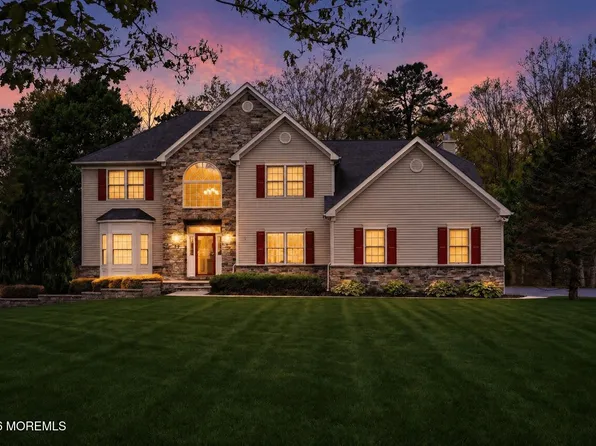 77 Hemlock Drive, New Egypt, NJ 08533