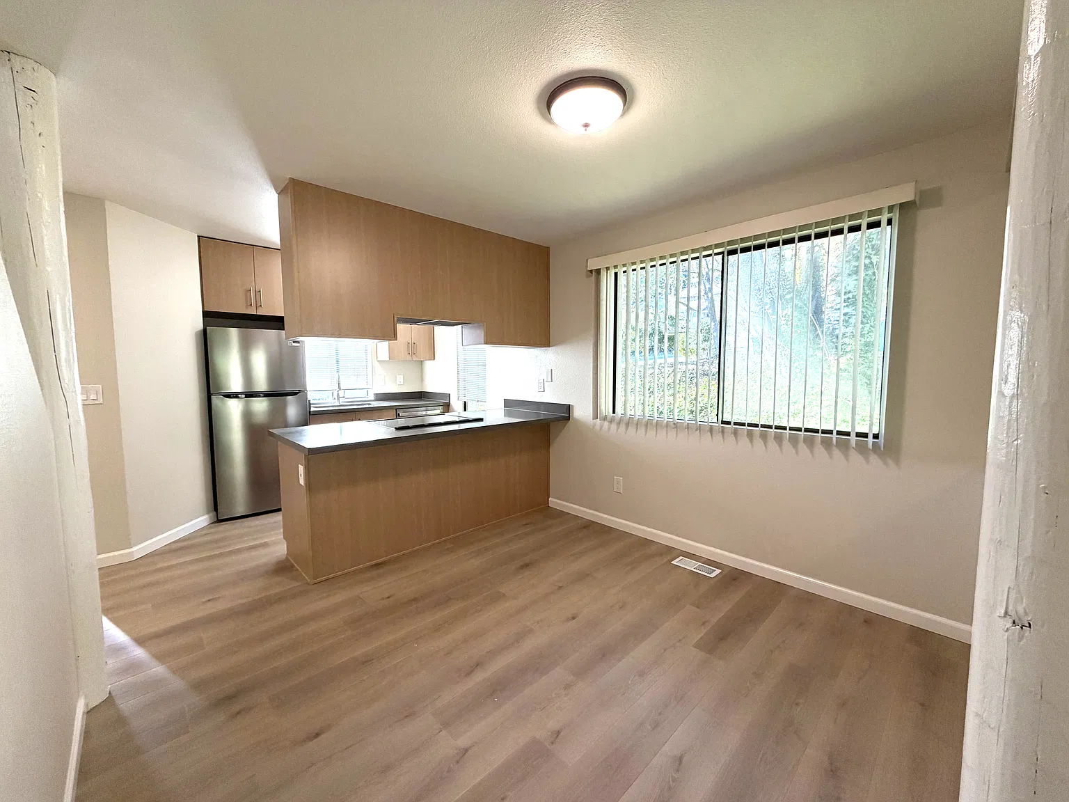 2 bed, 1.5 bath, 1065 sqft, $2,900 — Photo 2