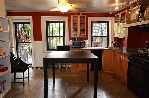 Rented by Corcoran | media 14
