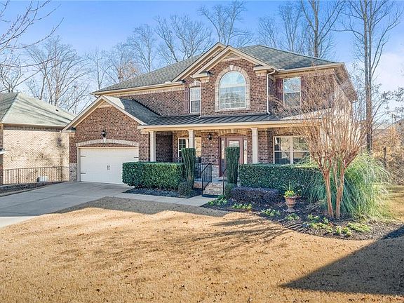 3rd image of 4490 Saint Andrews Crest Dr