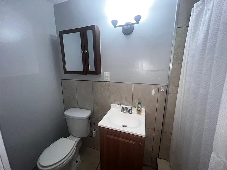 8362 Cristobal Cir #B — Photo 11