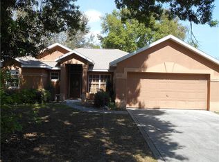 3001 Linmont Ln, Eustis, FL 32726