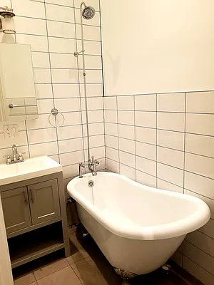 Rented by Building Equity Real Estate LLC | media 44