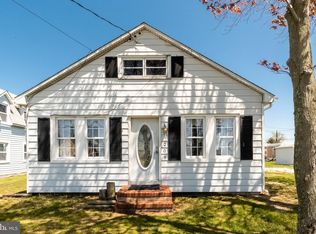209 New Jersey Ave, Fortescue, NJ 08321