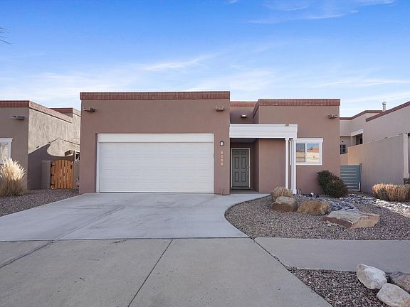 2nd image of 5704 Vulcan Vista Dr NE