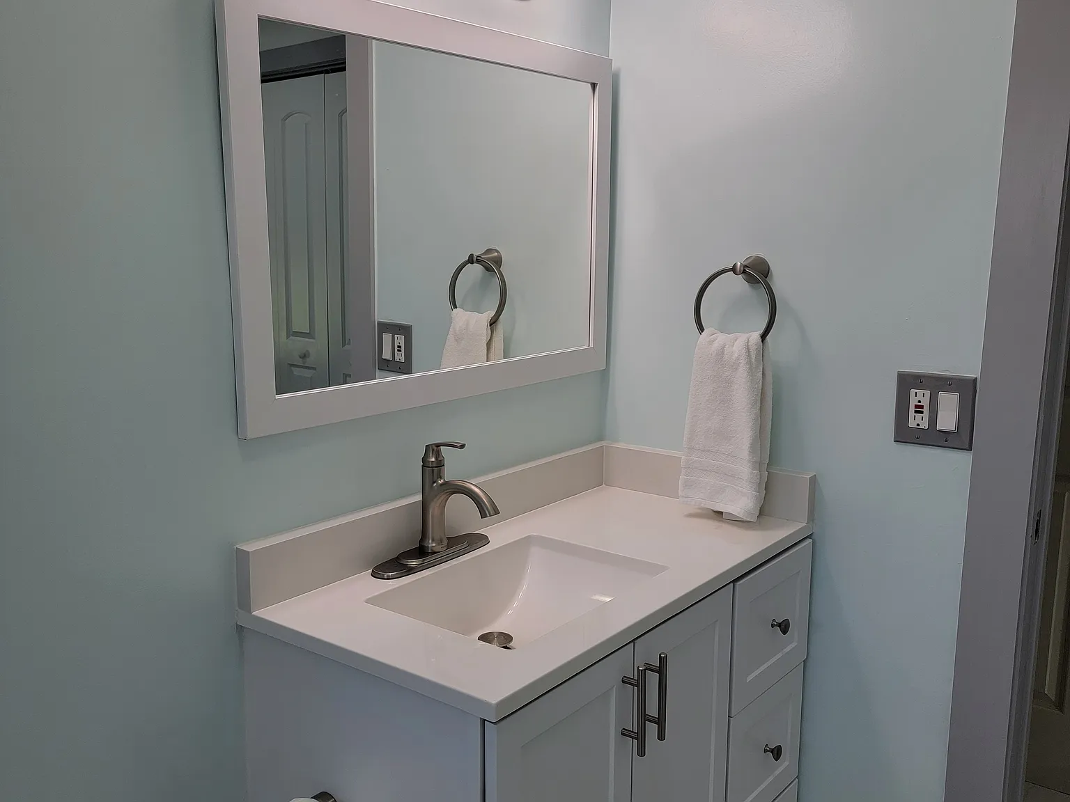 Studio, 350 sqft, $1,400 — Photo 2