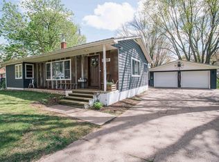 410 W 1st St, Neillsville, WI 54456