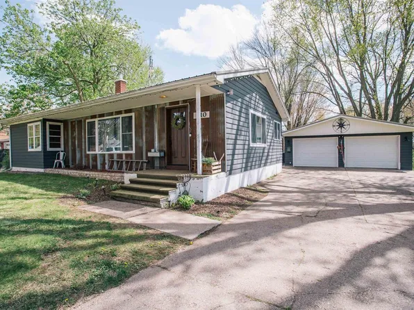 410 W 1ST STREET, Neillsville, WI 54456