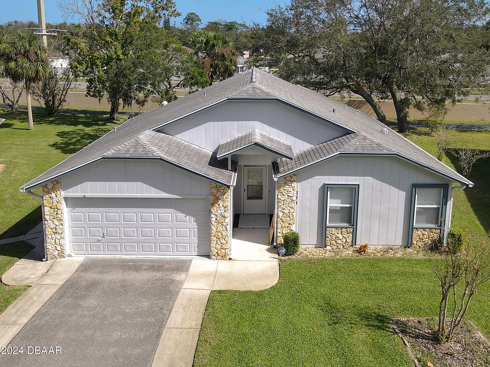 1st image of 111 Dusk Meadow Trl