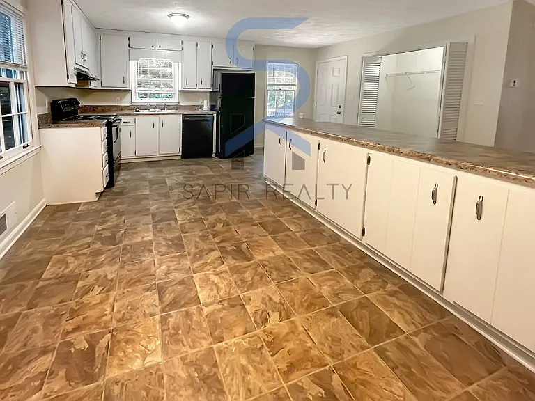 4125 Maple Ferry Dr NE — Photo 7
