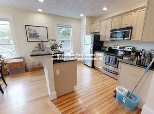26 Franklin St, Woburn, MA 01801
