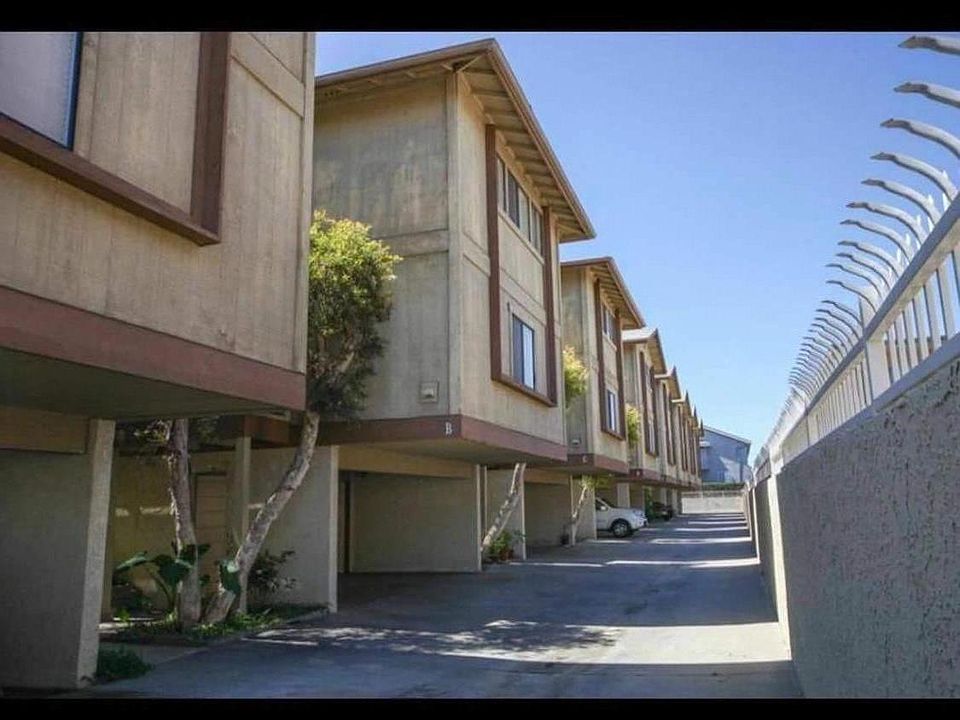 1st image of 14711 S Normandie Ave APT D