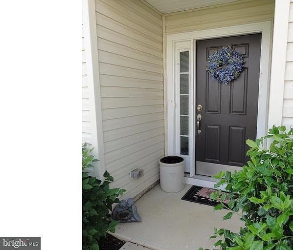 1st image of 29 Lattice Ln