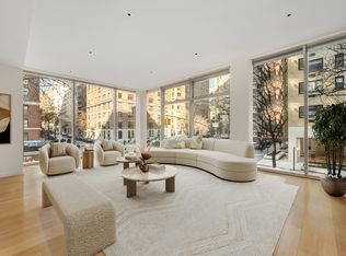 1055 Park Ave #1, New York, NY 10028