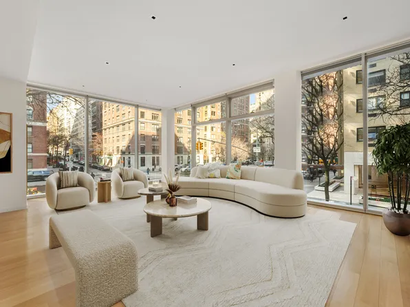 1055 Park Ave #1, New York, NY 10028