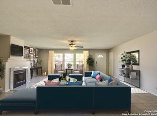 2227 Fox Meadow Dr, San Antonio, TX 78251