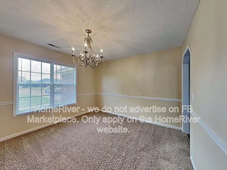 675 Talisman Dr — Photo 4