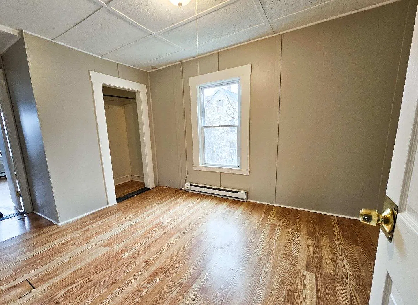 3 bed, 1000 sqft, $2,450 — Photo 3
