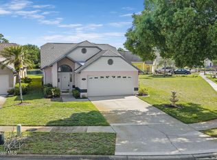 2303 Early Dawn Cir, Melbourne, FL 32935