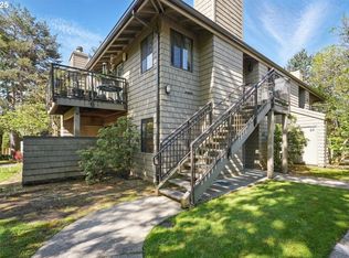 63 Galen St, Lake Oswego, OR 97035