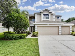 18711 Chaville Rd, Lutz, FL 33558