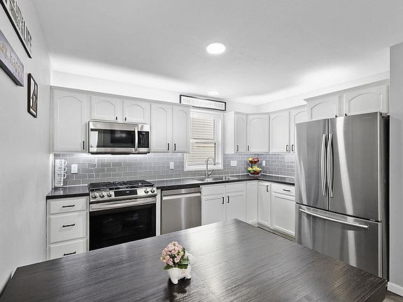 4th image of 7530 East Pass Street