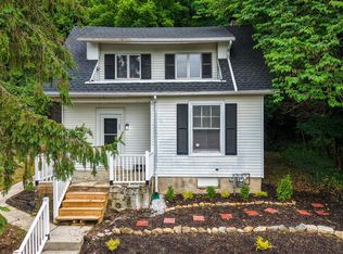 1050 Friedensburg Rd, Reading, PA 19606