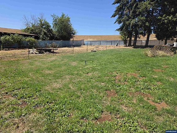 2nd image of 2690 Rocky Way SE