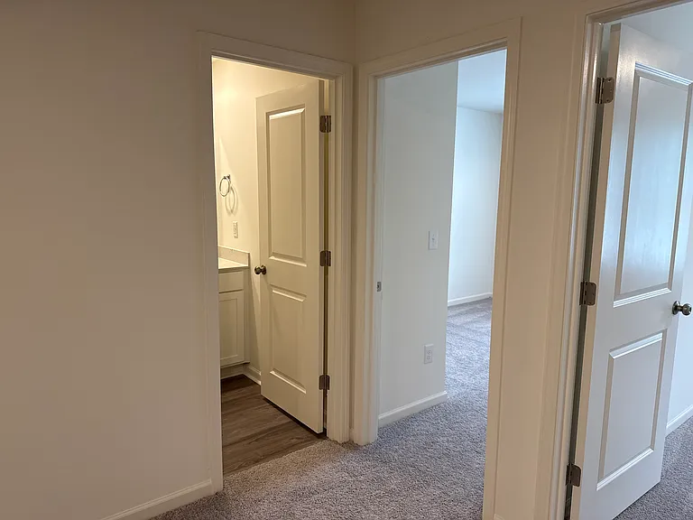 2445 Brookville Dr #B — Photo 19