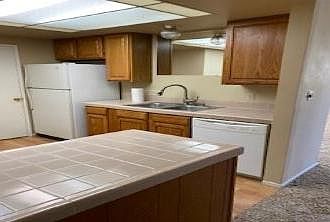 3rd image of 229 Skyline Dr