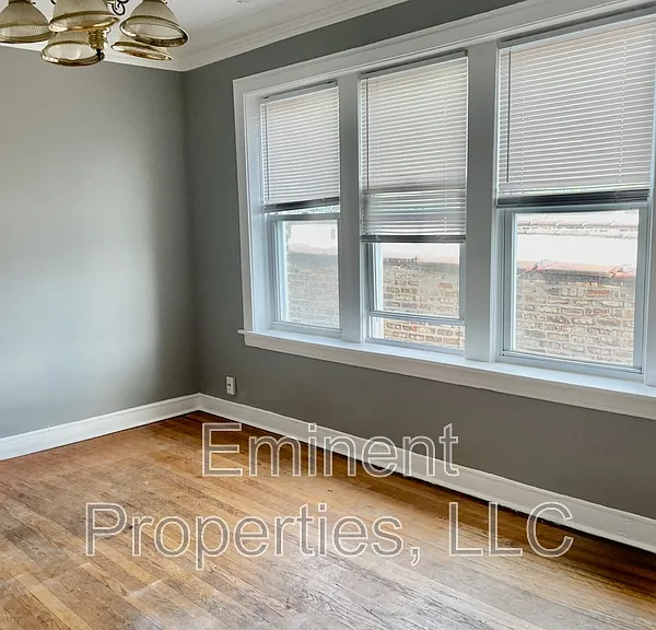 8226 S Marshfield Ave #3 — Photo 3