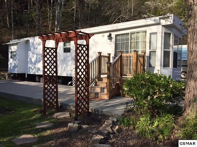 1st image of 322422 Parkway