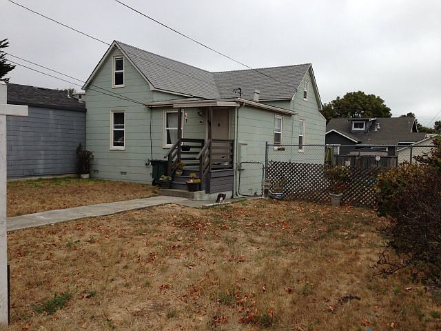 2nd image of 910 5th Ave
