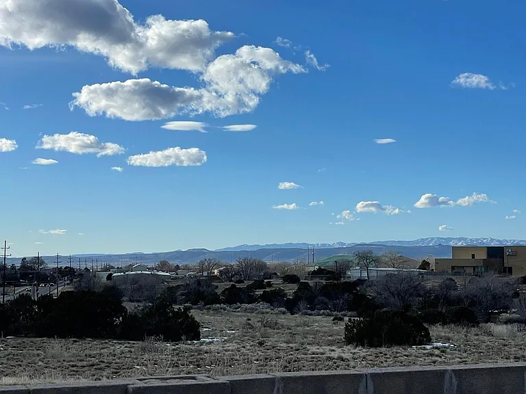 2121 Avenida De Las Alturas — Photo 29