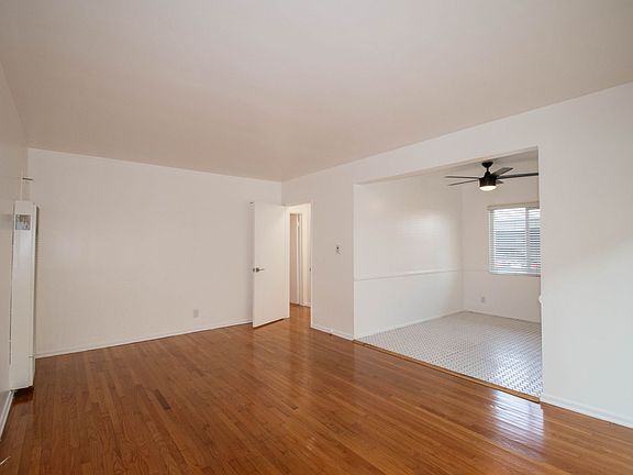 4th image of 823-25 S Orange Grove Ave #825-B