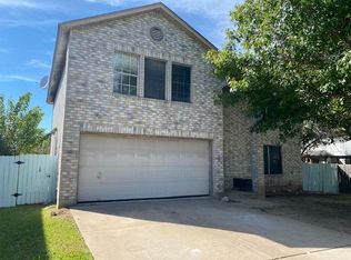 3613 Meadow Park Dr, Round Rock, TX 78665