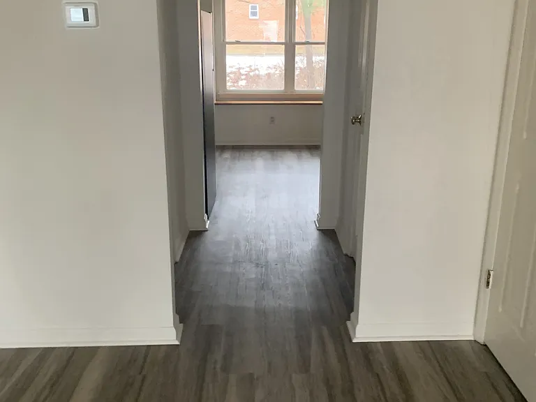 Victoria Village Apartments — Photo 7