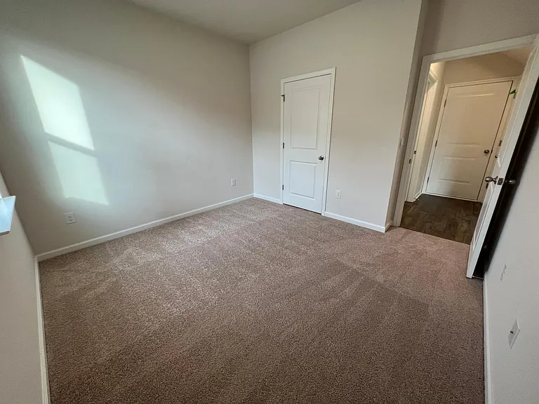 181 Kelsey Ct — Photo 14