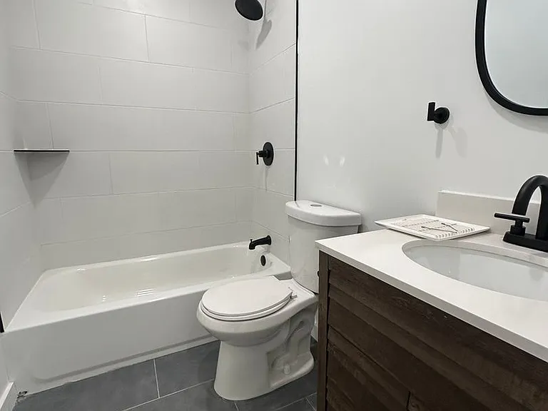 129 S 51st St #2F — Photo 7