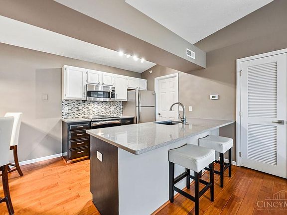 2nd image of 3352 Emerald Lakes Dr Unit 3D
