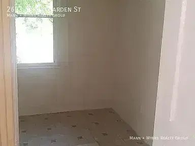 2603 Spring Garden St — Photo 4