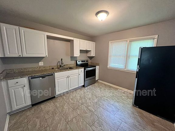 4th image of 4000 Hardy Ave