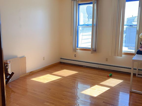 5th image of 2338 121st St Floor 2