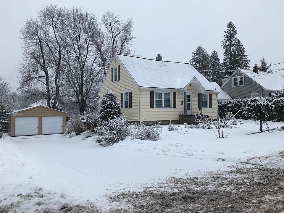 1st image of 6 Pearl St W