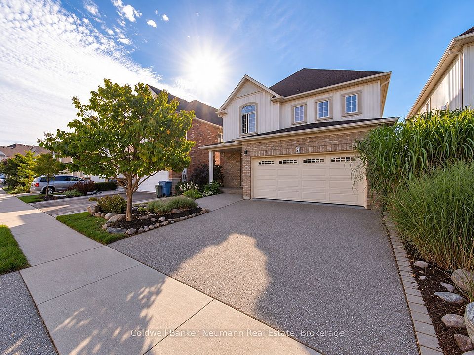 1st image of 21 Trimble Cres