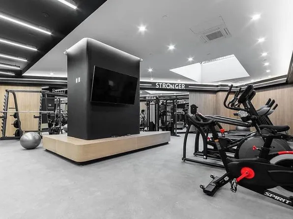 1476 Flatbush Avenue image 7 of 10