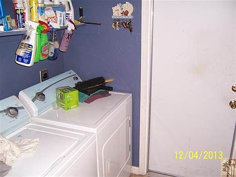 Separate wash room