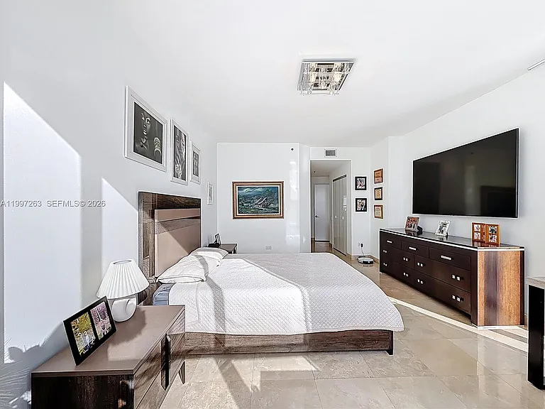 808 Brickell Key Dr #2002 — Photo 12