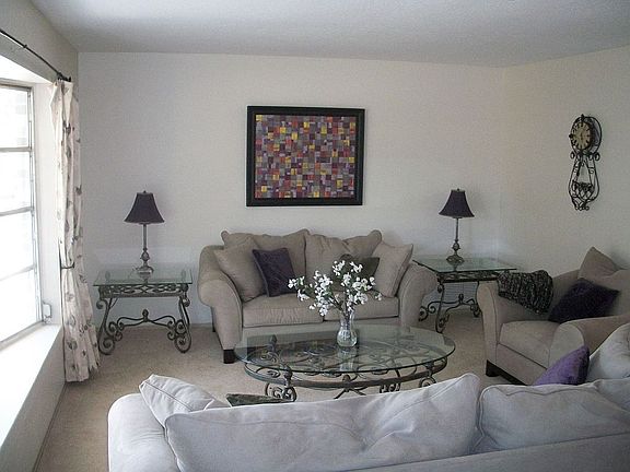 Notice the bay window!