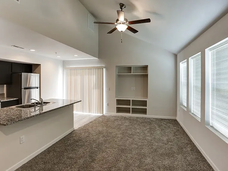 Move in and Save at Creekside Townhomes! — Photo 15